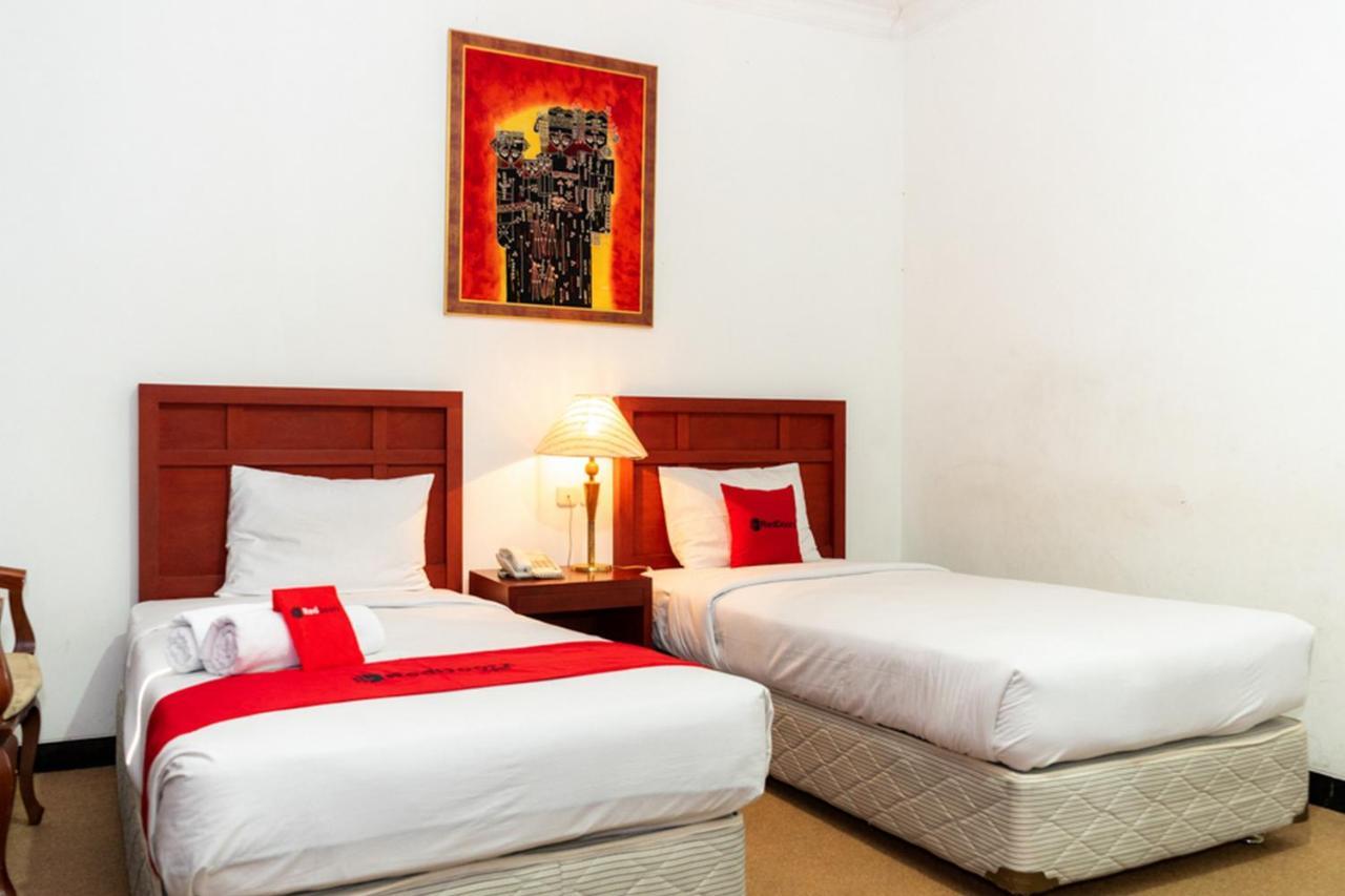 Reddoorz Plus Syariah Near Java Supermall Semarang 2 Extérieur photo