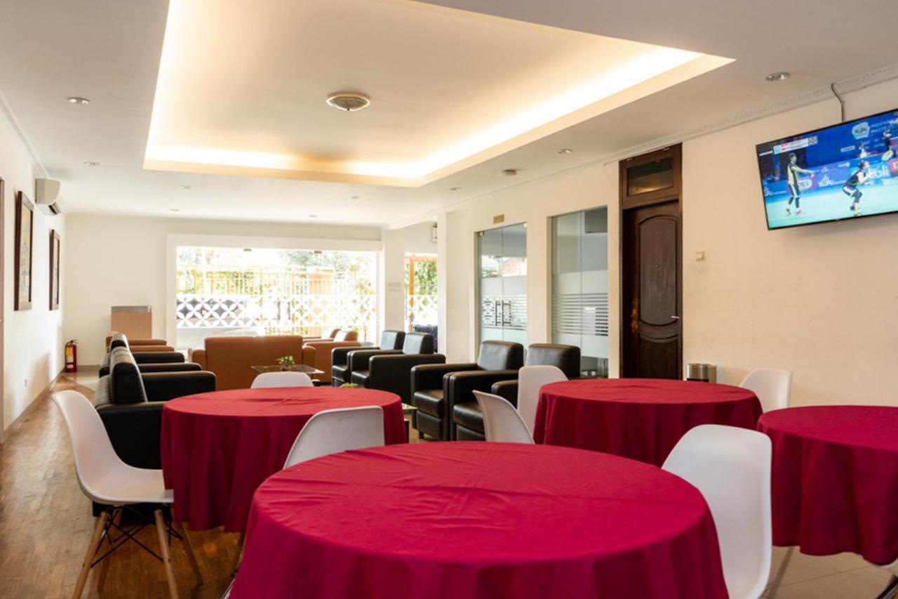 Reddoorz Plus Syariah Near Java Supermall Semarang 2 Extérieur photo